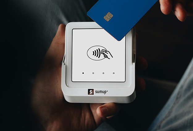 Multi-channel sales support with cloud ERP India managing B2B and B2C channels by Invitra Technologies